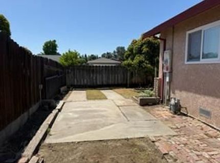 329 S Oak, Oakdale, CA 95361 Photo