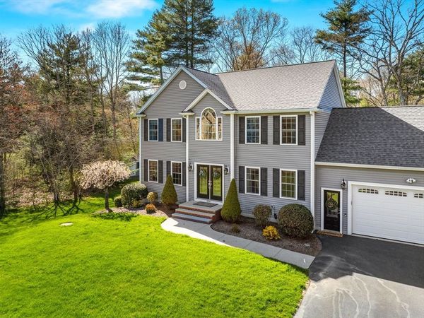 206 Burnside, Seekonk, MA 02771