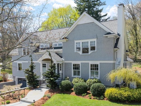 16 Hastings Rd, Lexington, MA 02421