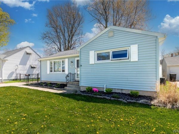 707 Fletcher Street , Tonawanda, NY 14150