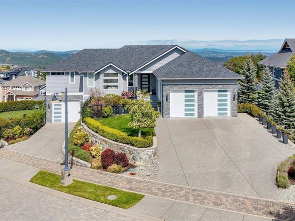 2259 Compass Pointe Pl, Langford, BC V9B 6X4