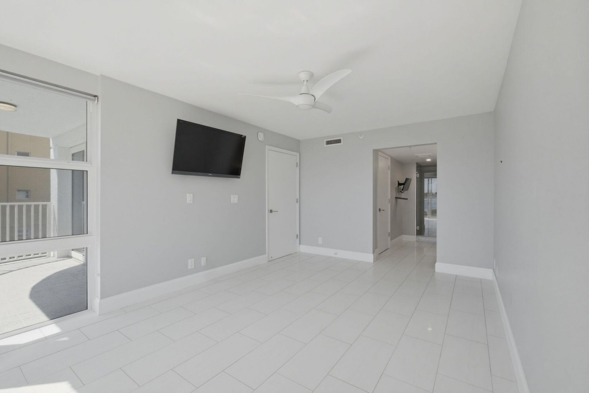 3901 S Flagler Drive, Unit 203, West Palm Beach, FL 33405 Photo