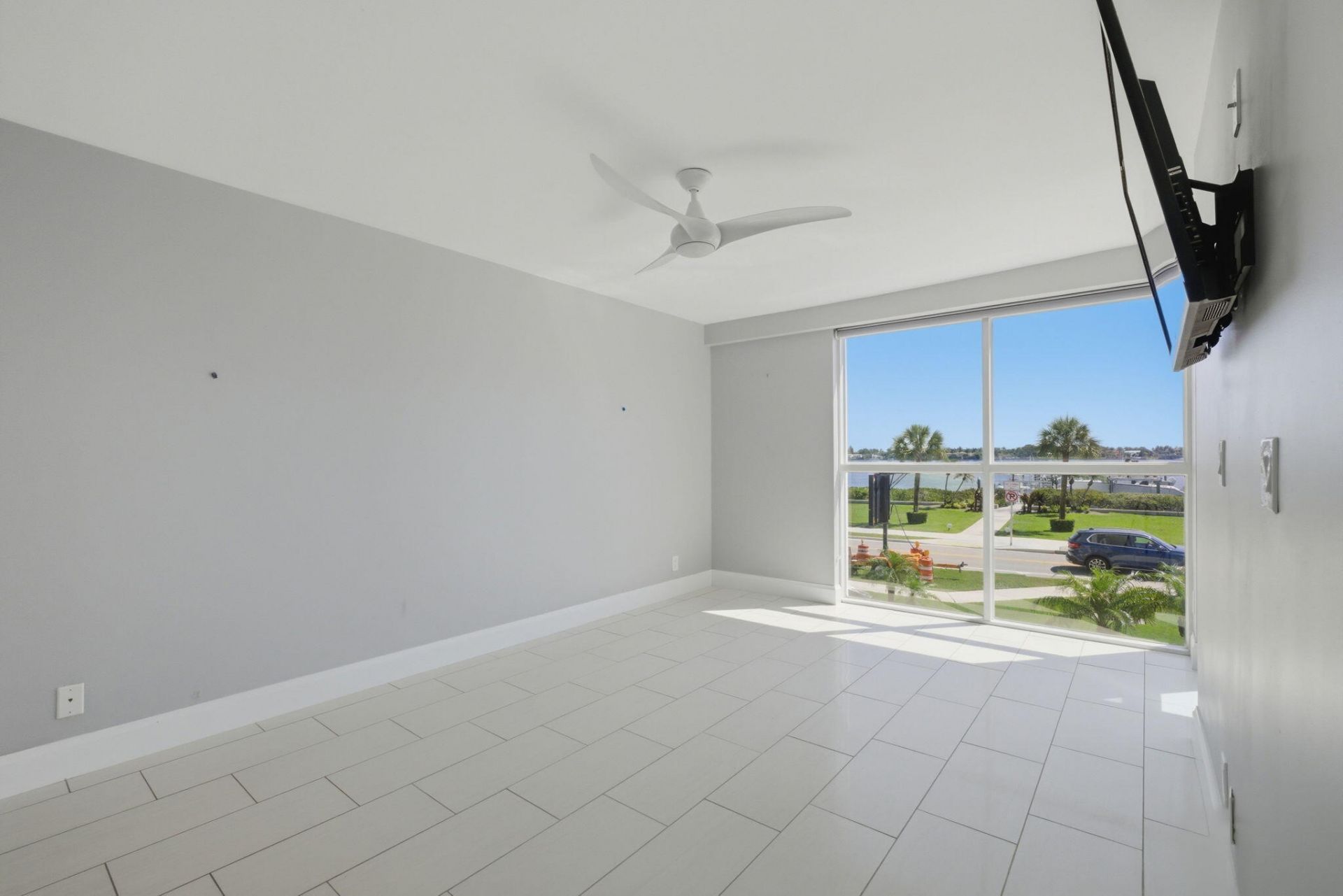 3901 S Flagler Drive, Unit 203, West Palm Beach, FL 33405 Photo
