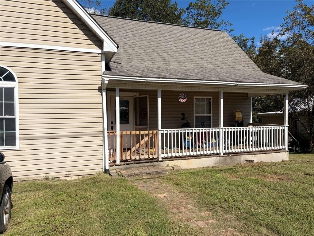 80 Baugh Street, Commerce, GA 30529 Main Photo