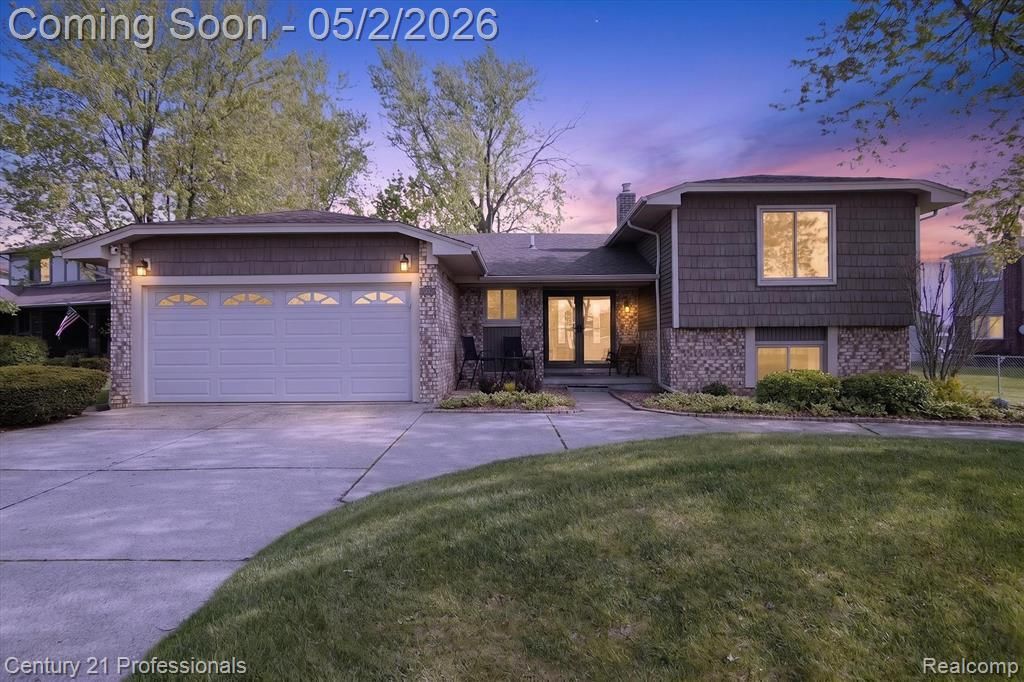 45560 Edgewood Court, Canton, MI 48187 Main Photo