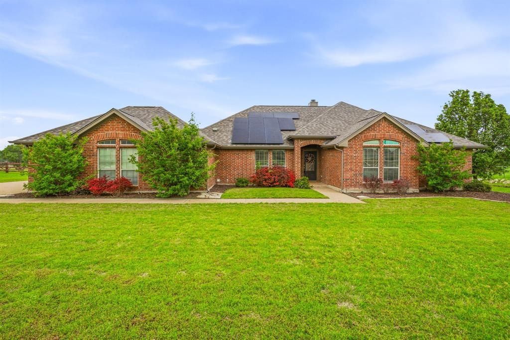 10541 Rancho Viejo Way, Fort Worth, TX 76036 Main Photo