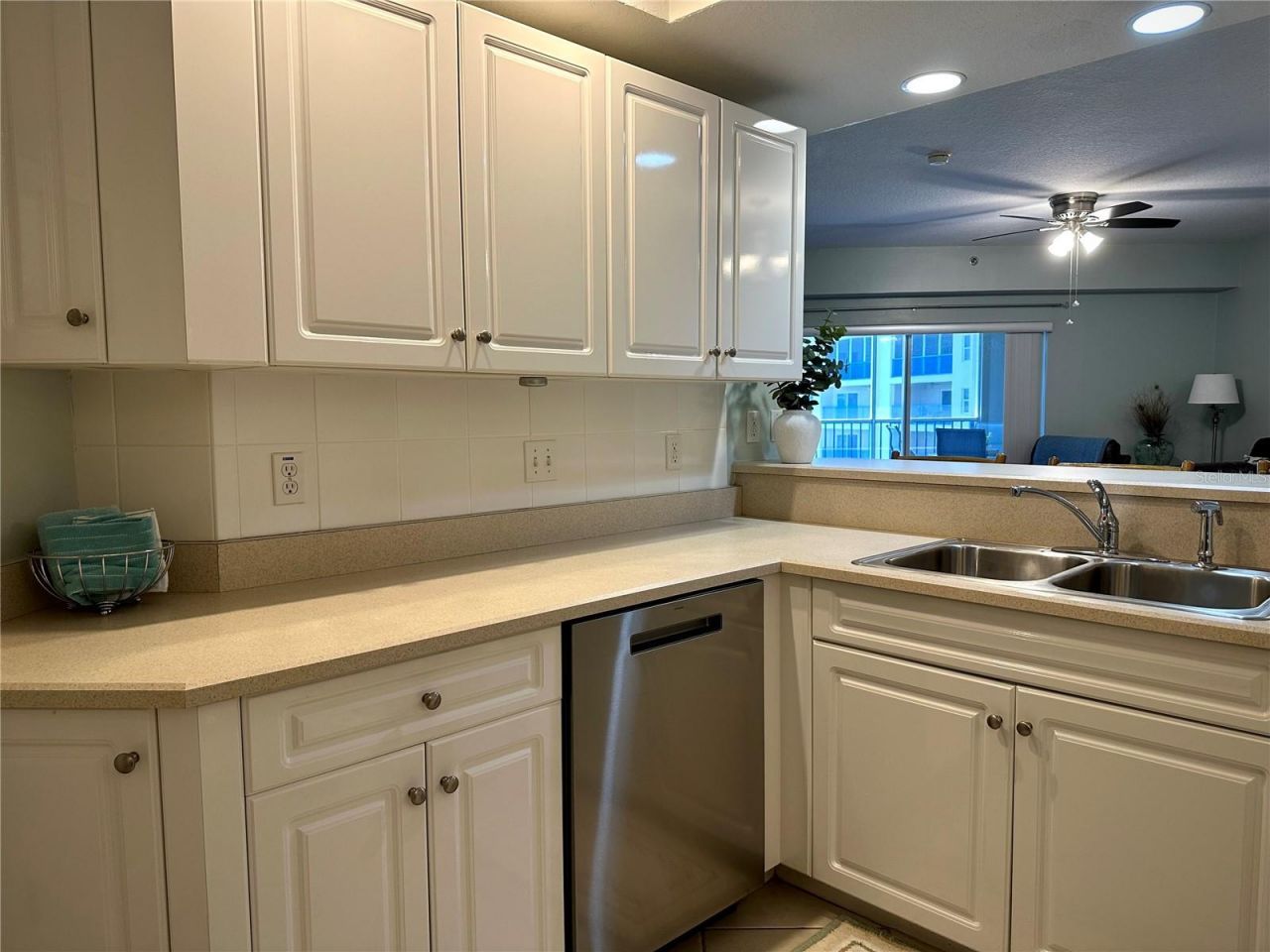 5300 S Atlantic Avenue, Unit 8-402, New Smyrna Beach, FL 32169 Photo