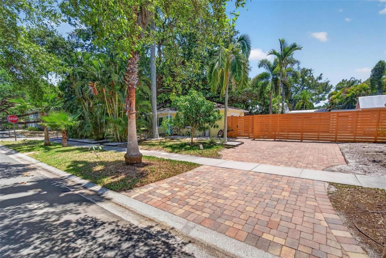 2200 8th Avenue N, Saint Petersburg, FL 33713 Photo