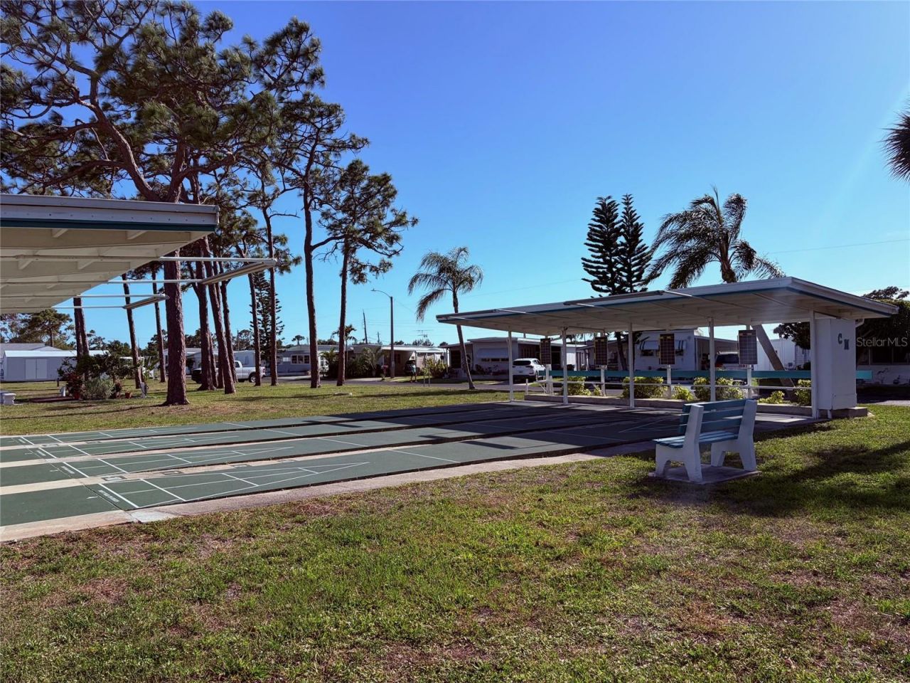 218 Outer Drive W, Venice, FL 34285 Photo