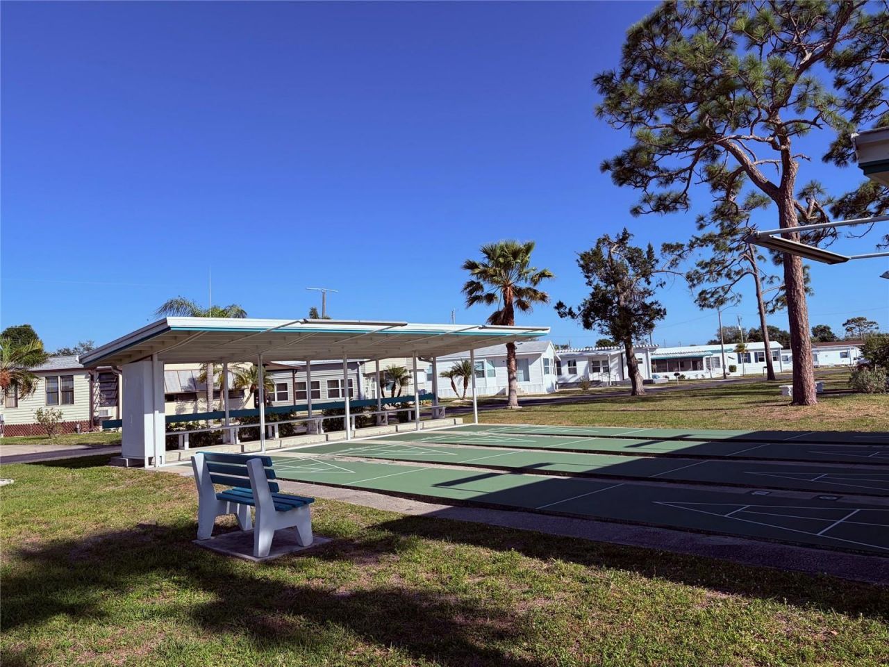 218 Outer Drive W, Venice, FL 34285 Photo