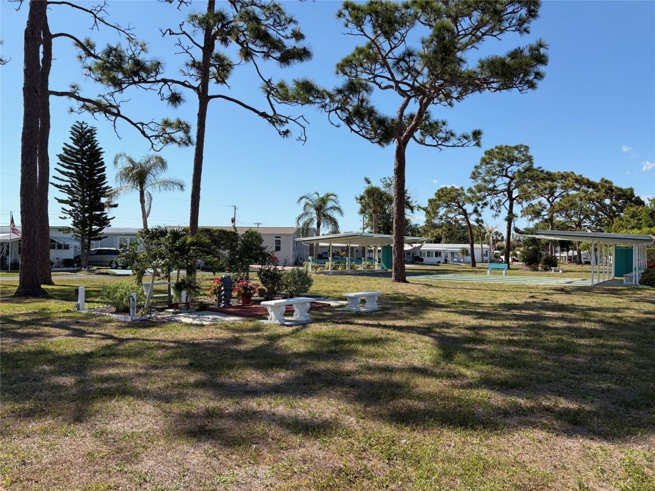 218 Outer Drive W, Venice, FL 34285 Photo