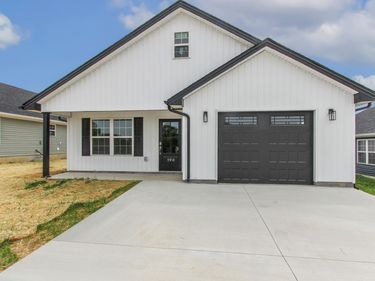 190 Charles Carr Drive, Harrodsburg, KY 40330
