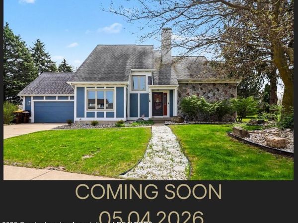 4915 Aspen Drive, Lansing, MI 48917