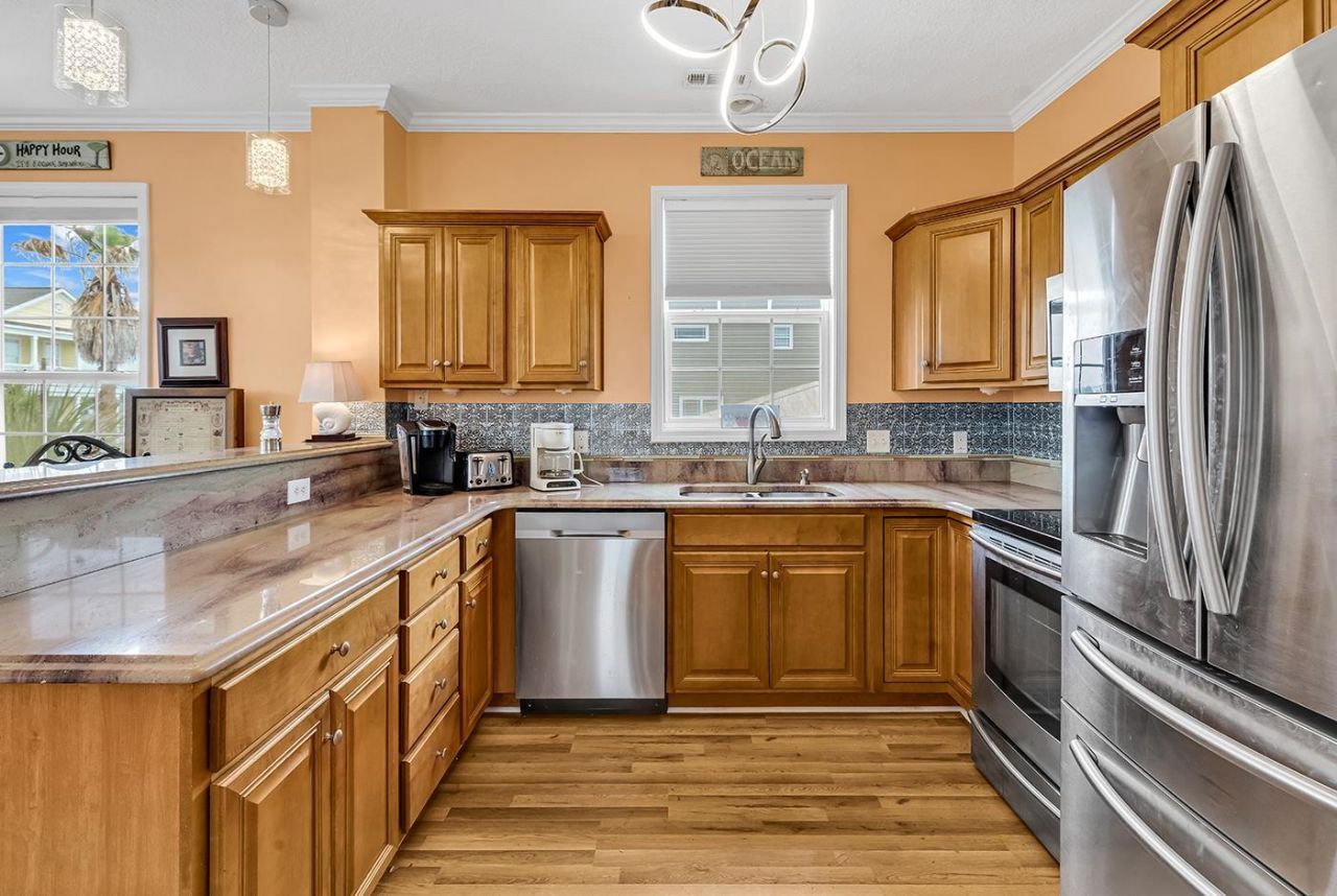 124 Rainbow Dr.  Photo 11