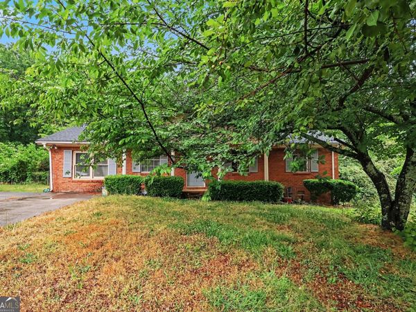 1372 Peggy Lane NW, Conyers, GA 30012