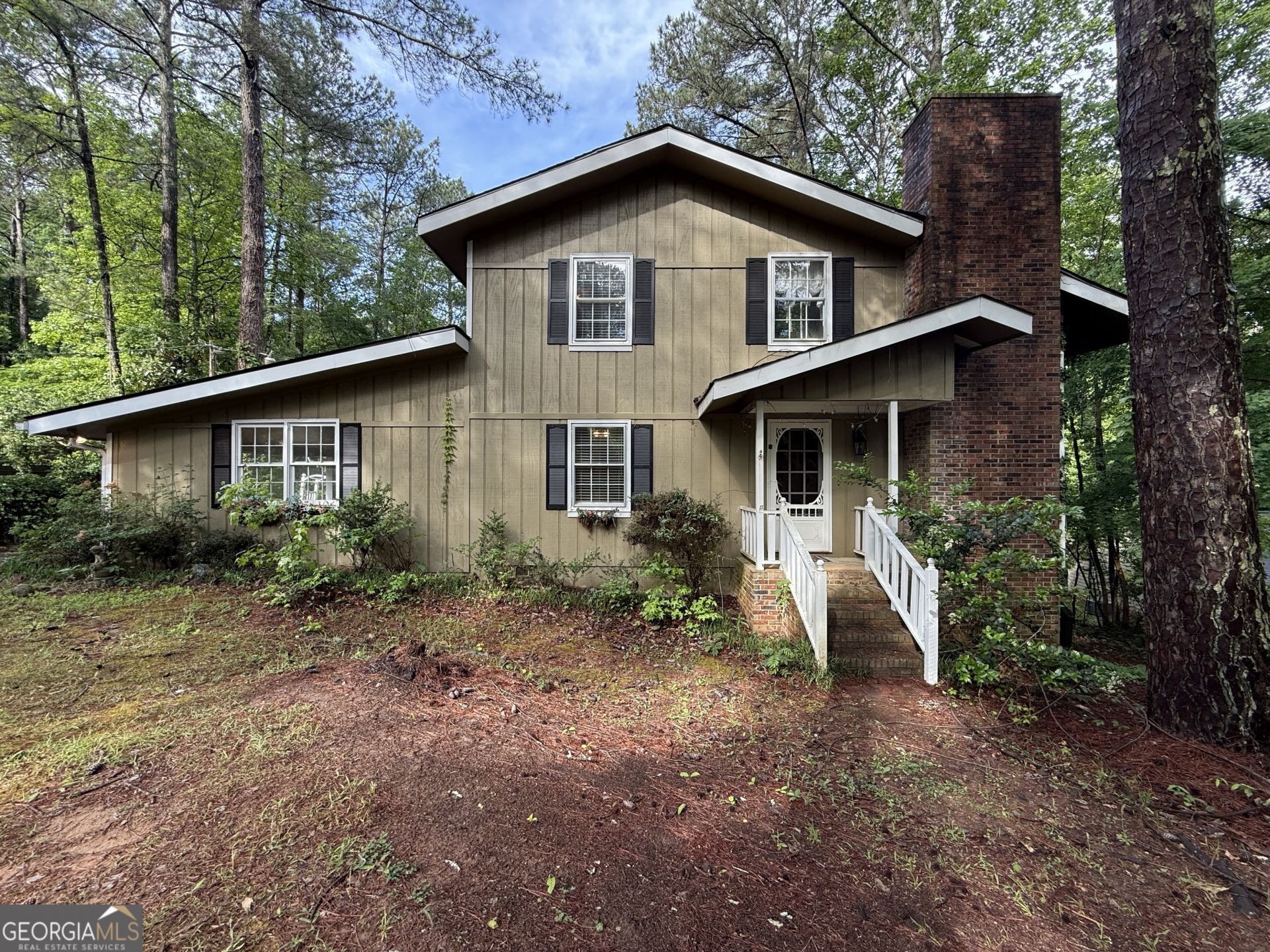227 W Lakeview Drive, Lagrange, GA 30240 Main Photo