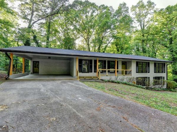 1300 Lavista Drive SW, Mableton, GA 30126