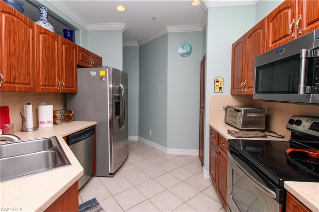 817 Carrick Bend Cir , Unit 101, Naples, FL 34110 Photo