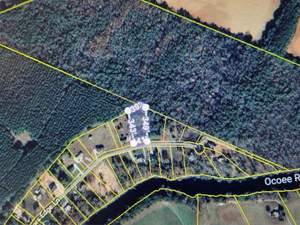 211 Rivers Edge Lane, Benton, TN 37307