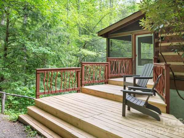 14 Weeping Cherry Forest Road, Fairview, NC 28730