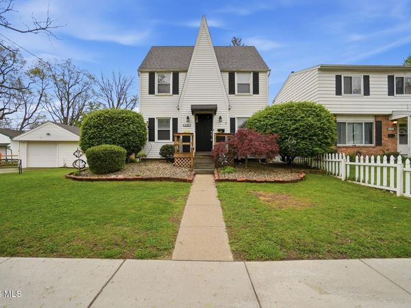 2703 Wyndale Road , Toledo, OH 43613