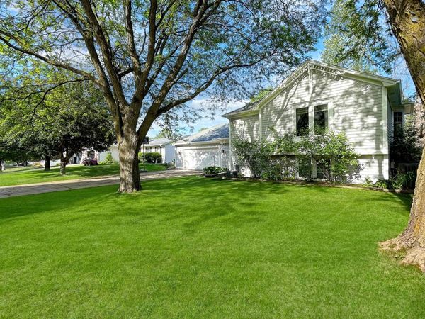 1825 3rd Avenue NE, Owatonna, MN 55060