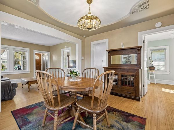 3222 James Avenue N, Minneapolis, MN 55412