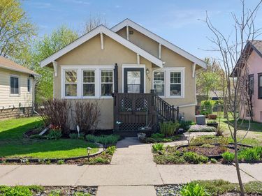 3222 James Avenue N, Minneapolis, MN 55412