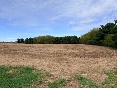 XXX Quinlan Avenue , Center City, MN 55012