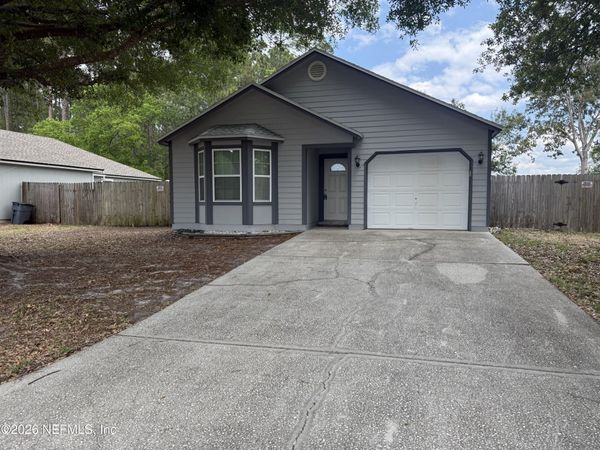 1802 SHERATON LAKES Circle, Middleburg, FL 32068