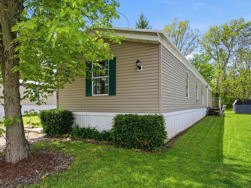 5965 Harrisburg Georgesville Road, Unit 12, Darbydale, OH 43123 Photo 2