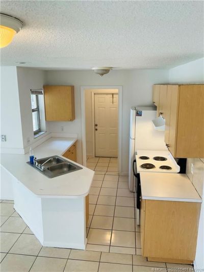 402 S 14th Street, Unit A, Fort Pierce, FL 34950 Photo