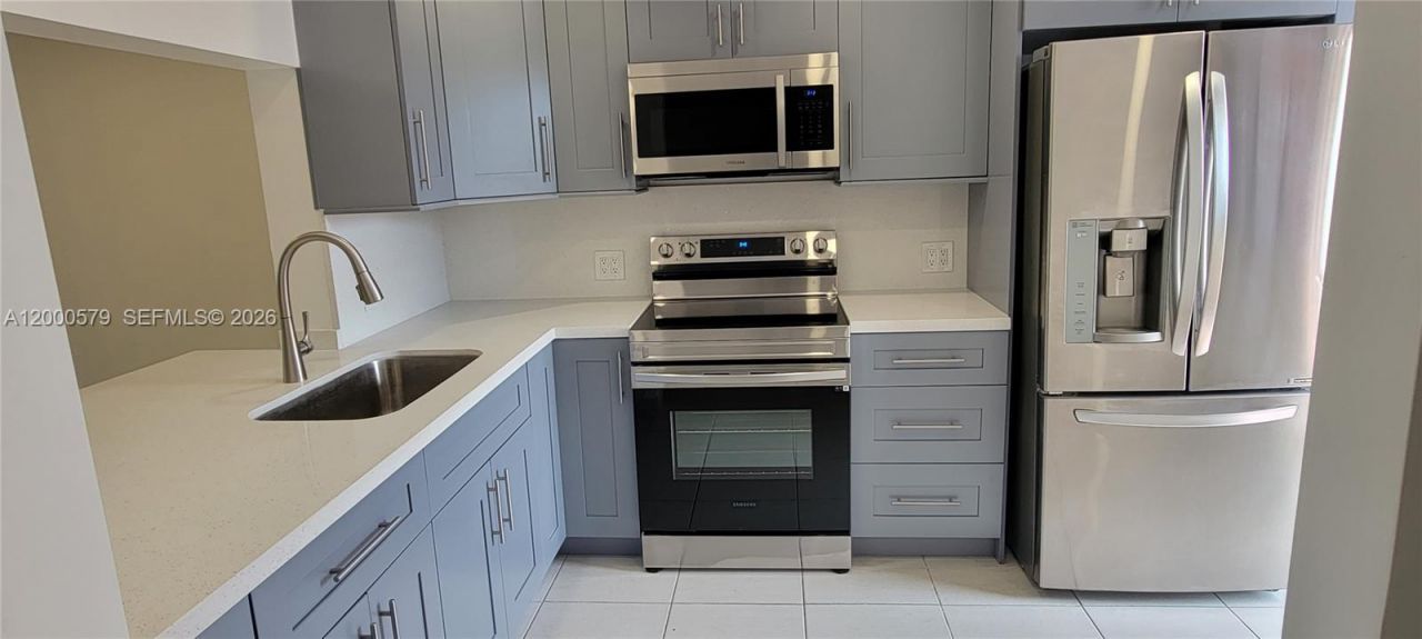 Please Call For Address, Unit 406, Miami, FL 33179 Photo