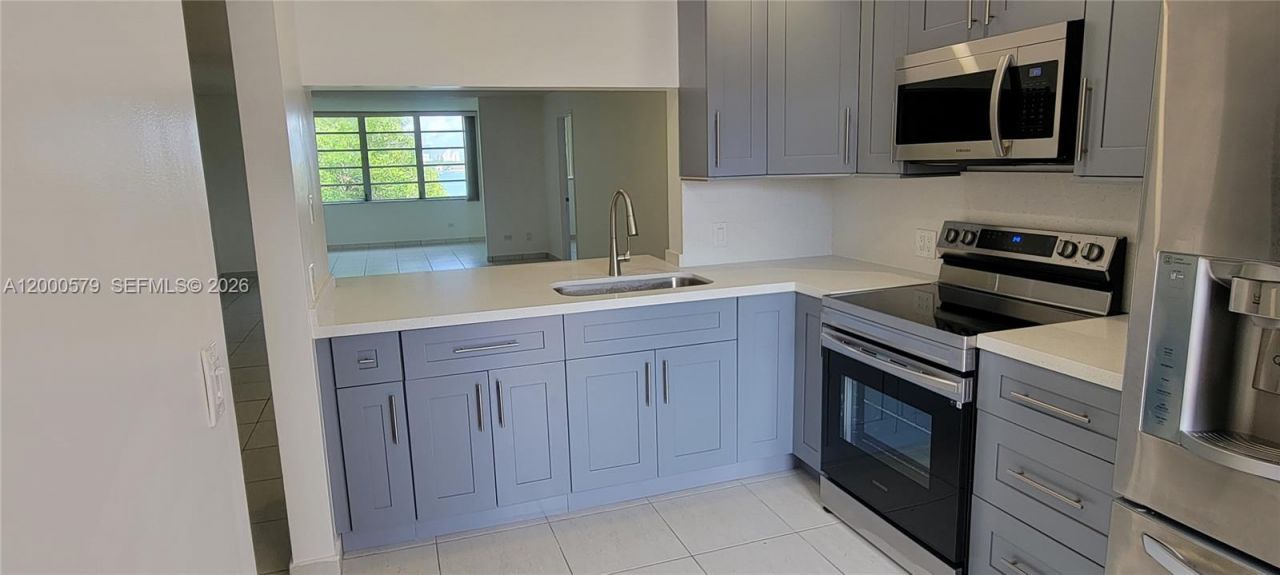 Please Call For Address, Unit 406, Miami, FL 33179 Photo