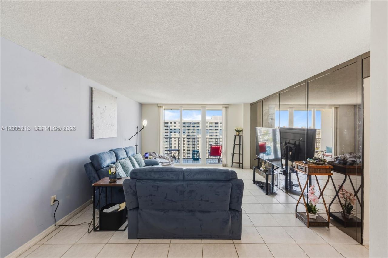2851 NE 183rd St, Unit 2012E, Aventura, FL 33160 Photo