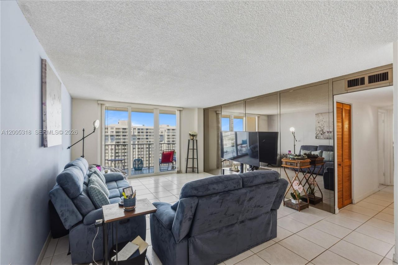 2851 NE 183rd St, Unit 2012E, Aventura, FL 33160 Photo