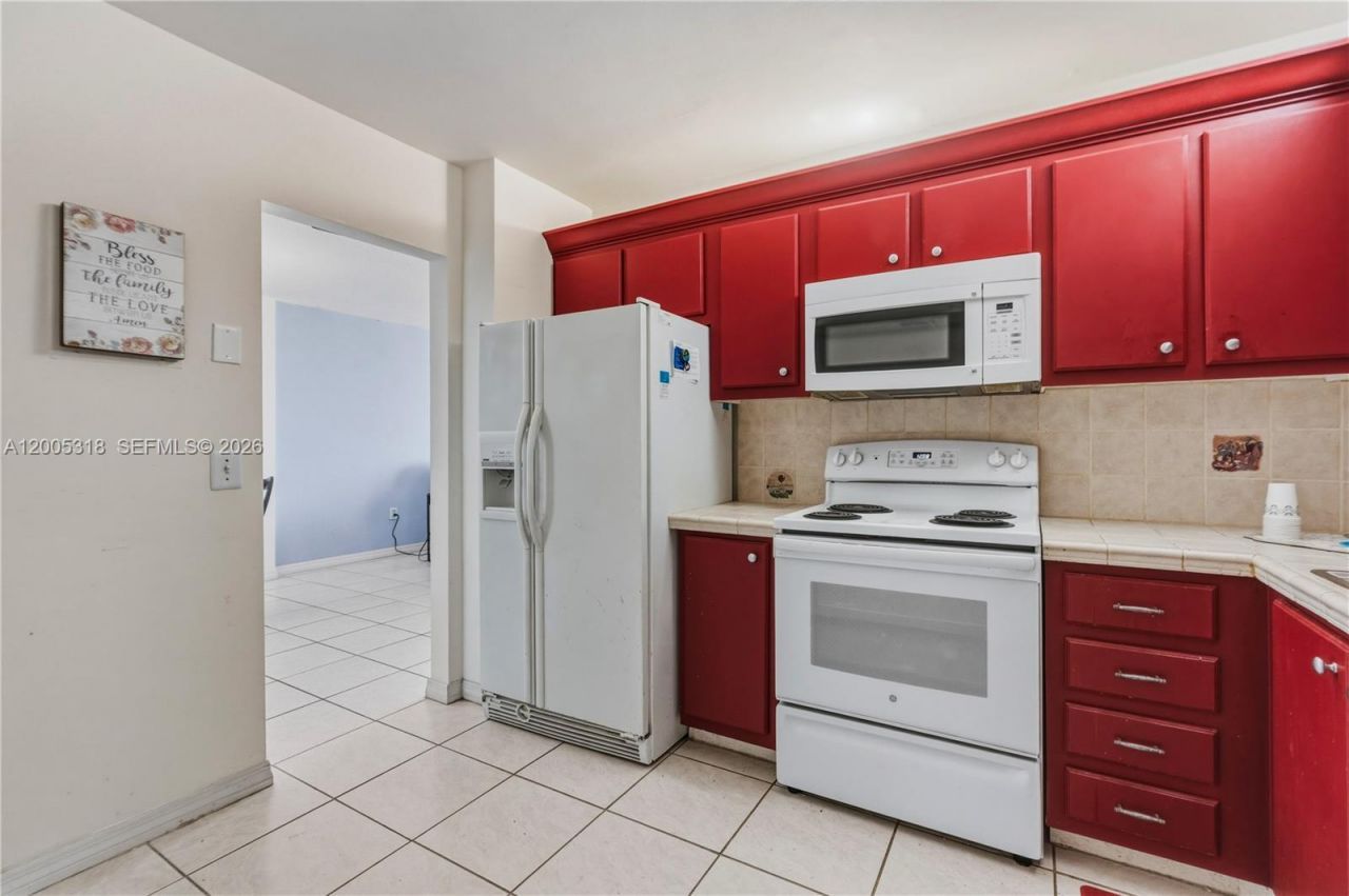 2851 NE 183rd St, Unit 2012E, Aventura, FL 33160 Photo