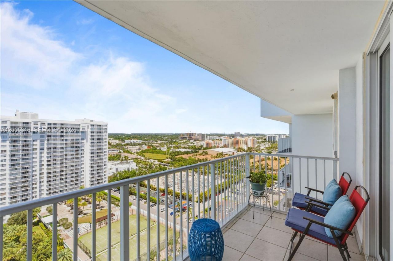 2851 NE 183rd St, Unit 2012E, Aventura, FL 33160 Photo