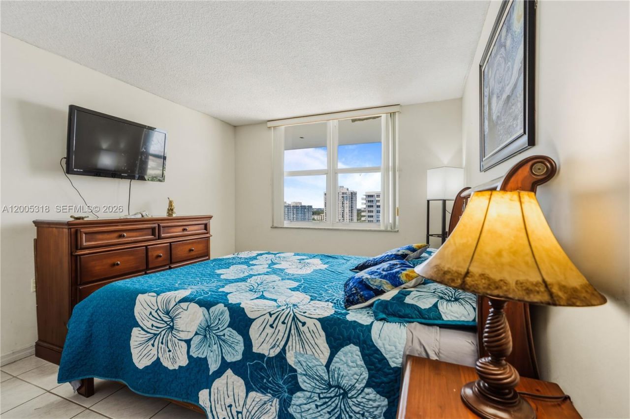 2851 NE 183rd St, Unit 2012E, Aventura, FL 33160 Photo