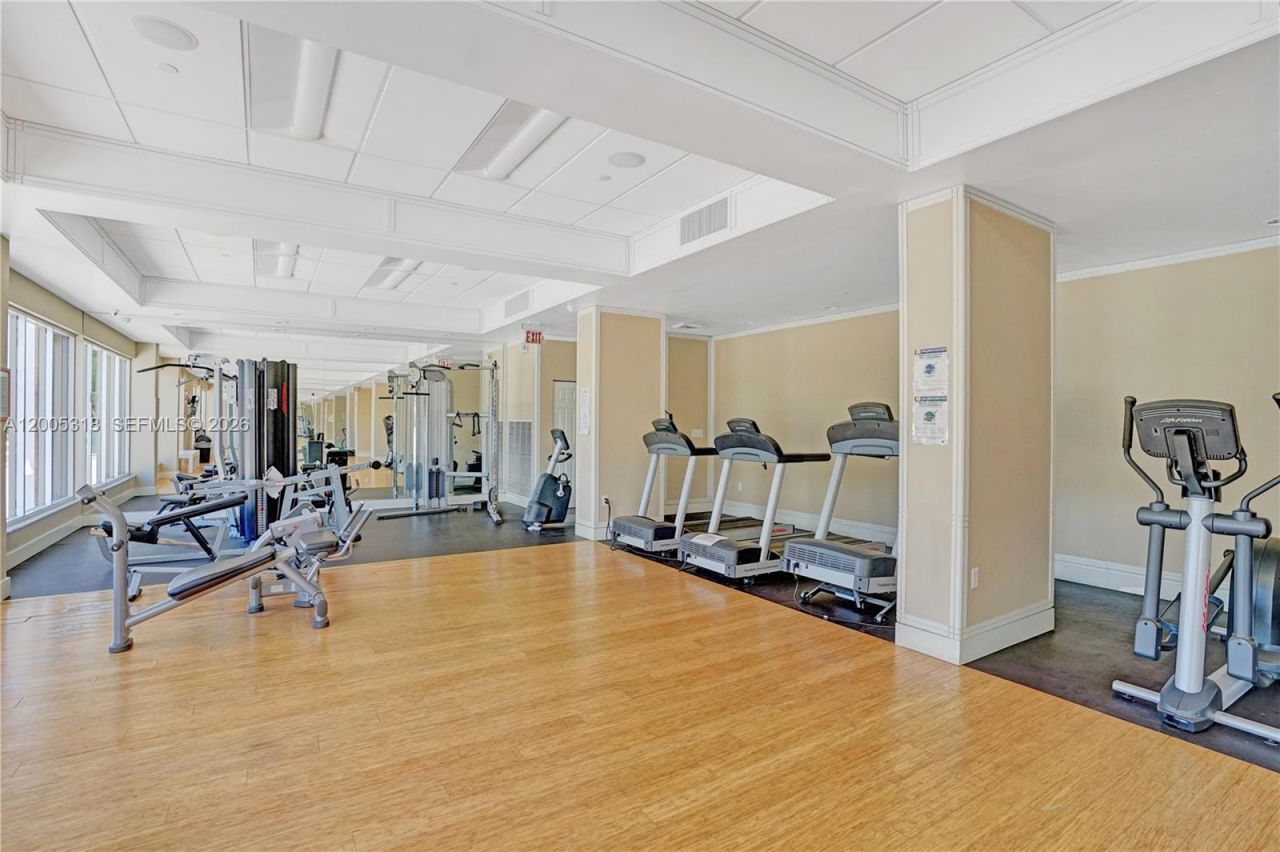 2851 NE 183rd St, Unit 2012E, Aventura, FL 33160 Photo