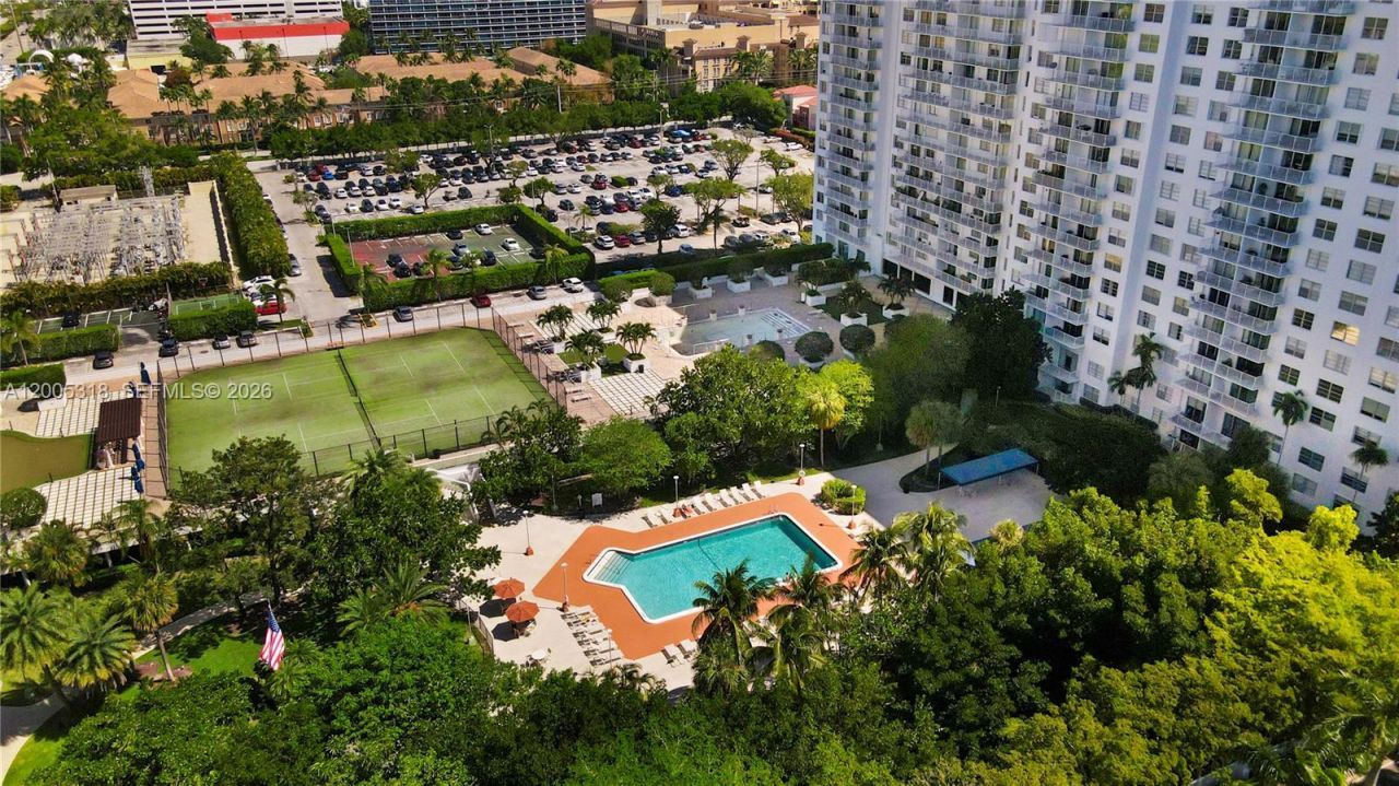 2851 NE 183rd St, Unit 2012E, Aventura, FL 33160 Photo