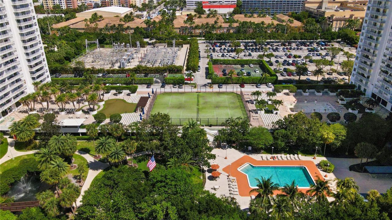 2851 NE 183rd St, Unit 2012E, Aventura, FL 33160 Photo