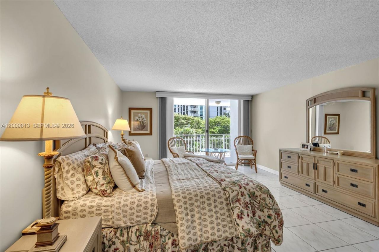 600 Grapetree Dr , Unit 4DS, Key Biscayne, FL 33149 Photo