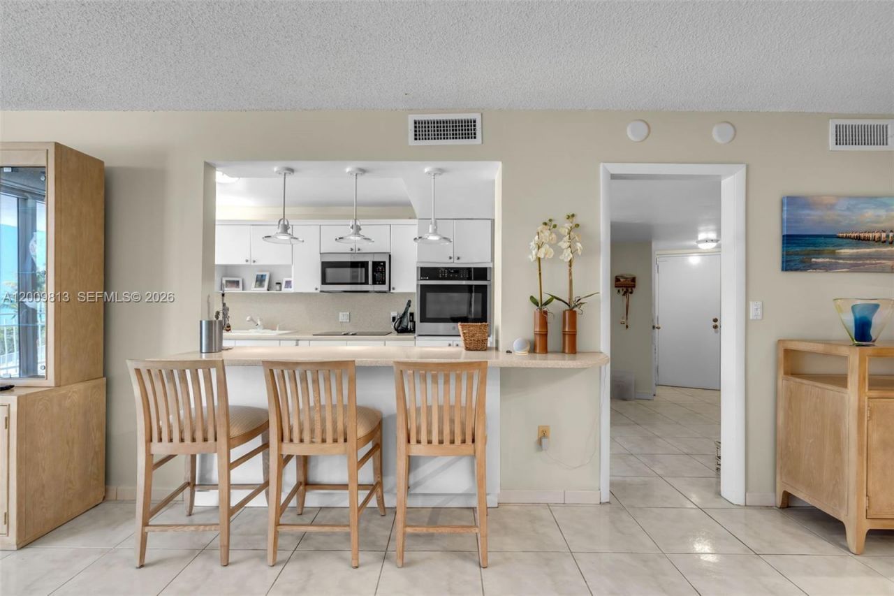 600 Grapetree Dr , Unit 4DS, Key Biscayne, FL 33149 Photo