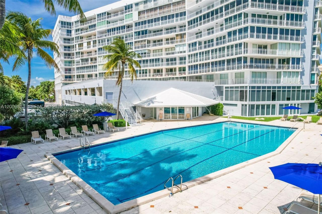 600 Grapetree Dr , Unit 4DS, Key Biscayne, FL 33149 Photo