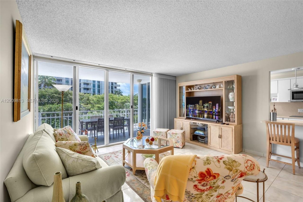 600 Grapetree Dr , Unit 4DS, Key Biscayne, FL 33149 Photo