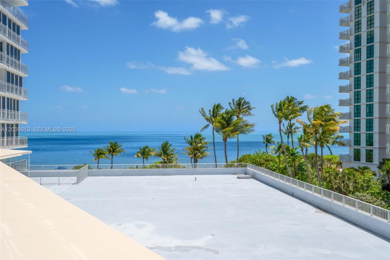 600 Grapetree Dr , Unit 4DS, Key Biscayne, FL 33149 Photo