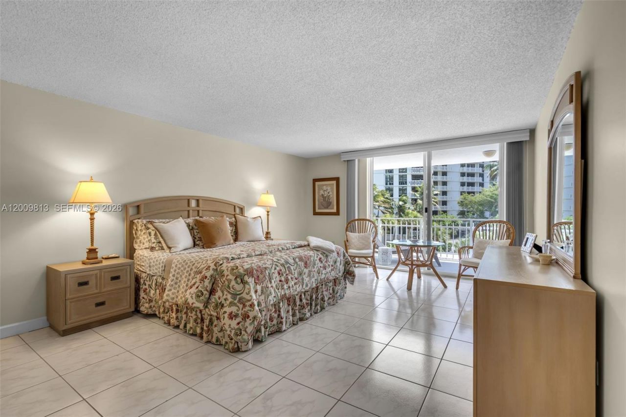 600 Grapetree Dr , Unit 4DS, Key Biscayne, FL 33149 Photo