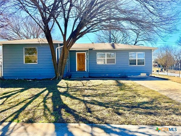 910 Leonhard Street , Copperas Cove, TX 76522