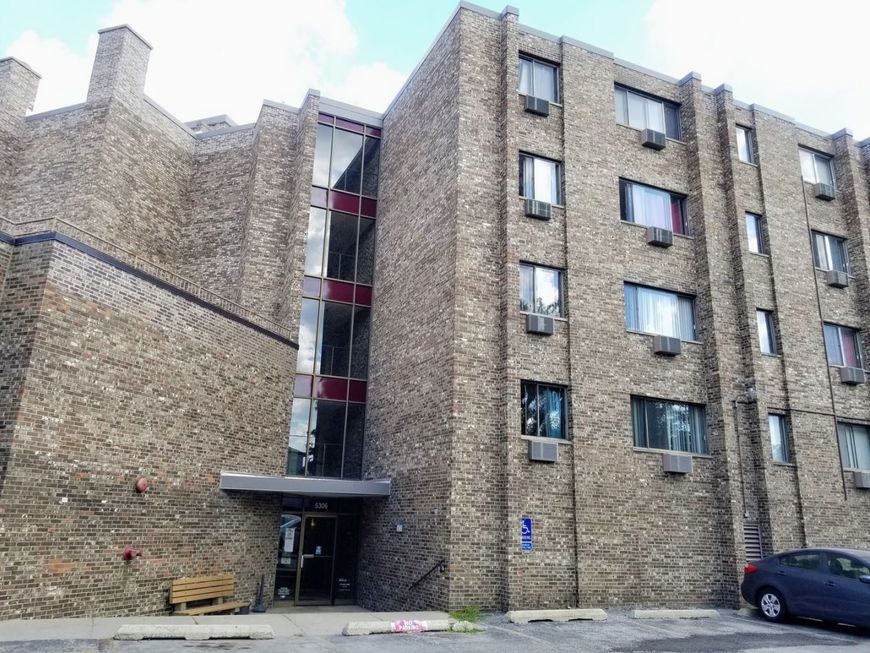 Main Photo